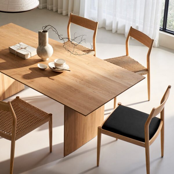 Ergonomic Dining Chair: Comfortable Seating for Family Meals - 图片 3